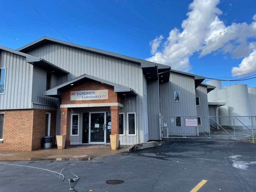 Superior lubricants building wash tonawanda ny